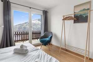 3 bedrooms, iron/ironing board, travel crib, free WiFi - Bel appartement avec vue alpine (Nendaz)