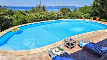 Piscina all'aperto