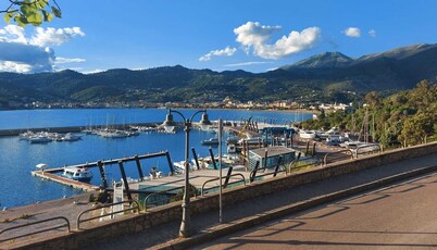 Cozy apartment 5 minutes from the train station 