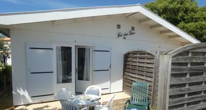 Maison mitoyenne avec terrasse et parking, animaux admis, proche plage - Notre-Dame-de-Monts