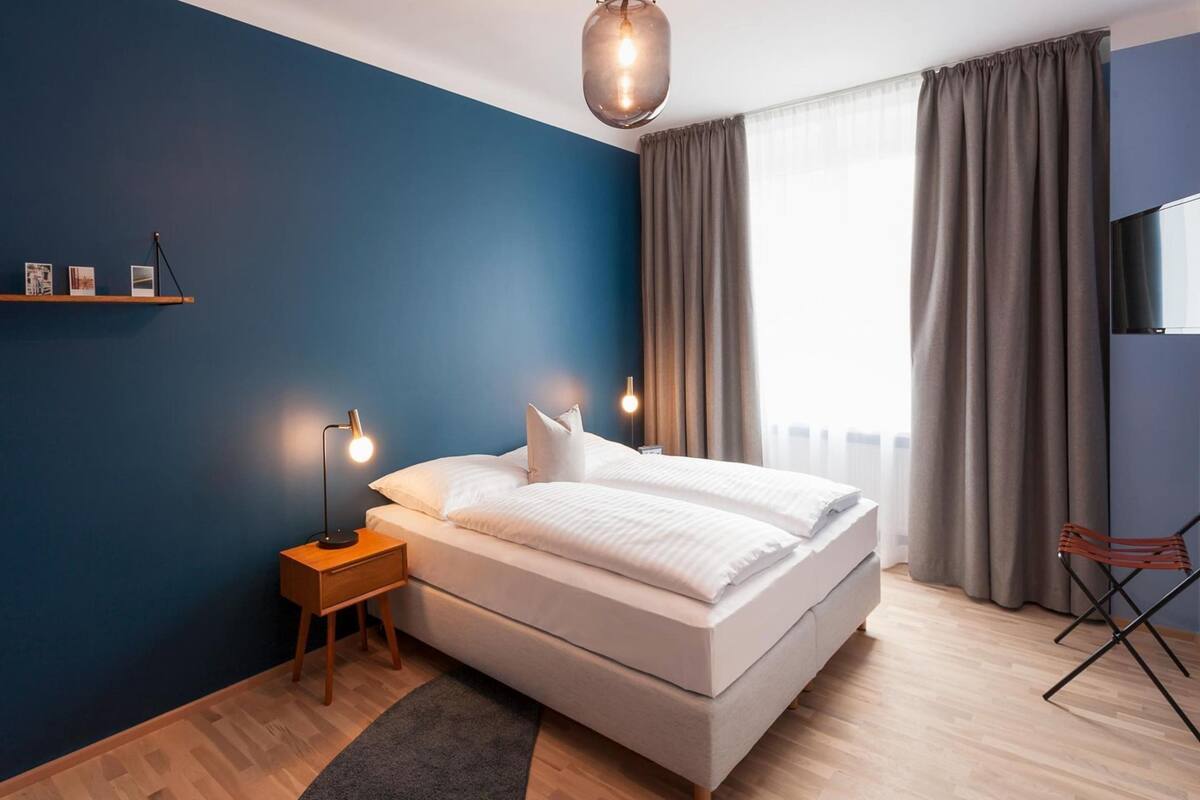 2 bedrooms