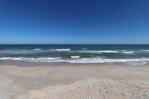 Accommodatie ligt op het strand
