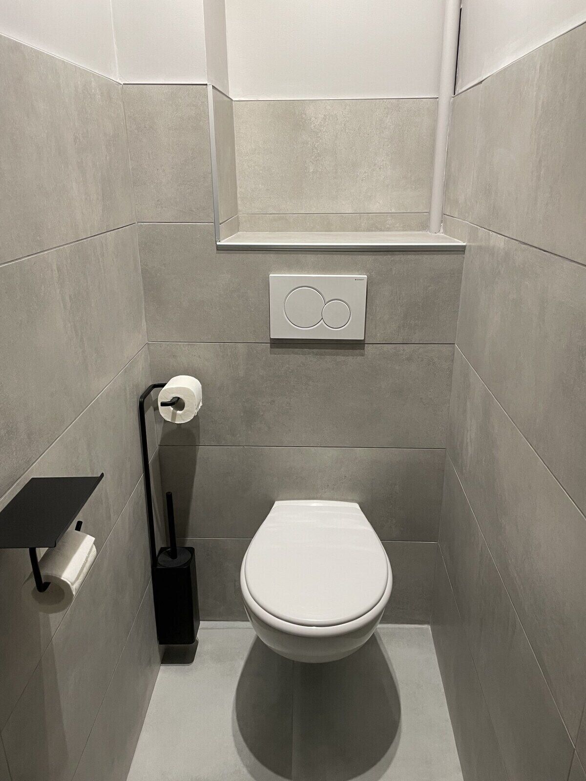 Ducha, secador de pelo y toallas