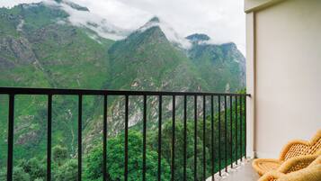 Chambre Premium | Vue depuis le balcon