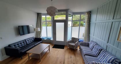 Fabulous large seaside holiday home in North Devon's best village!