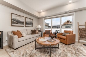 Smart-tv en een open haard