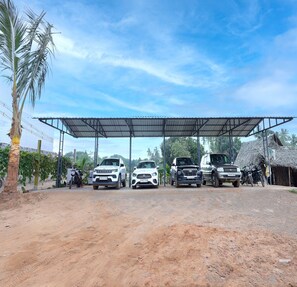 Free self parking - Anglo Resort (Puducherry)