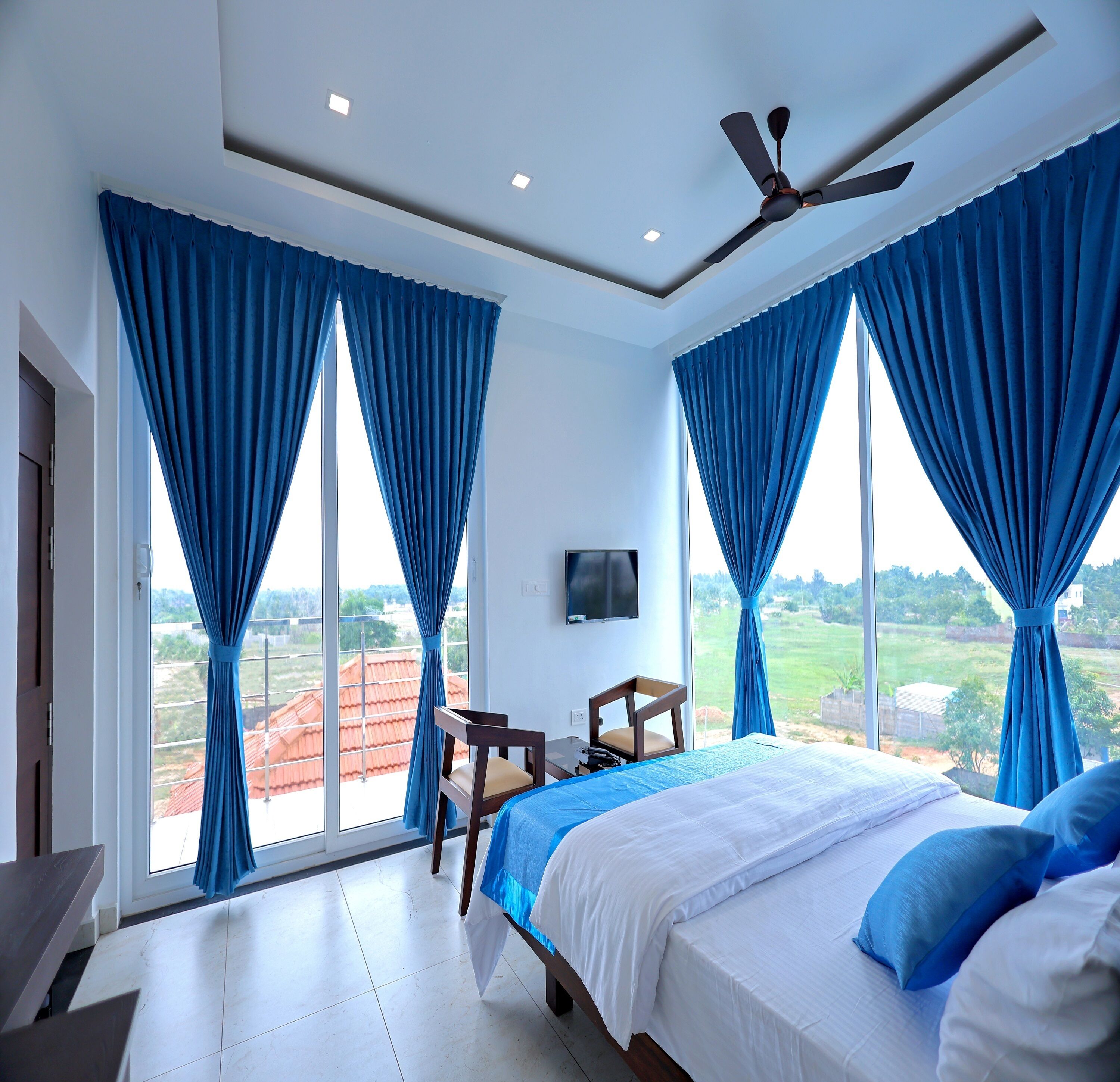 高級客房, 花園景觀 | 埃及棉床單、高級寢具、免費無線上網