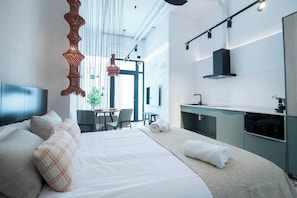 1 slaapkamer, een strijkplank/strijkijzer, wifi, beddengoed