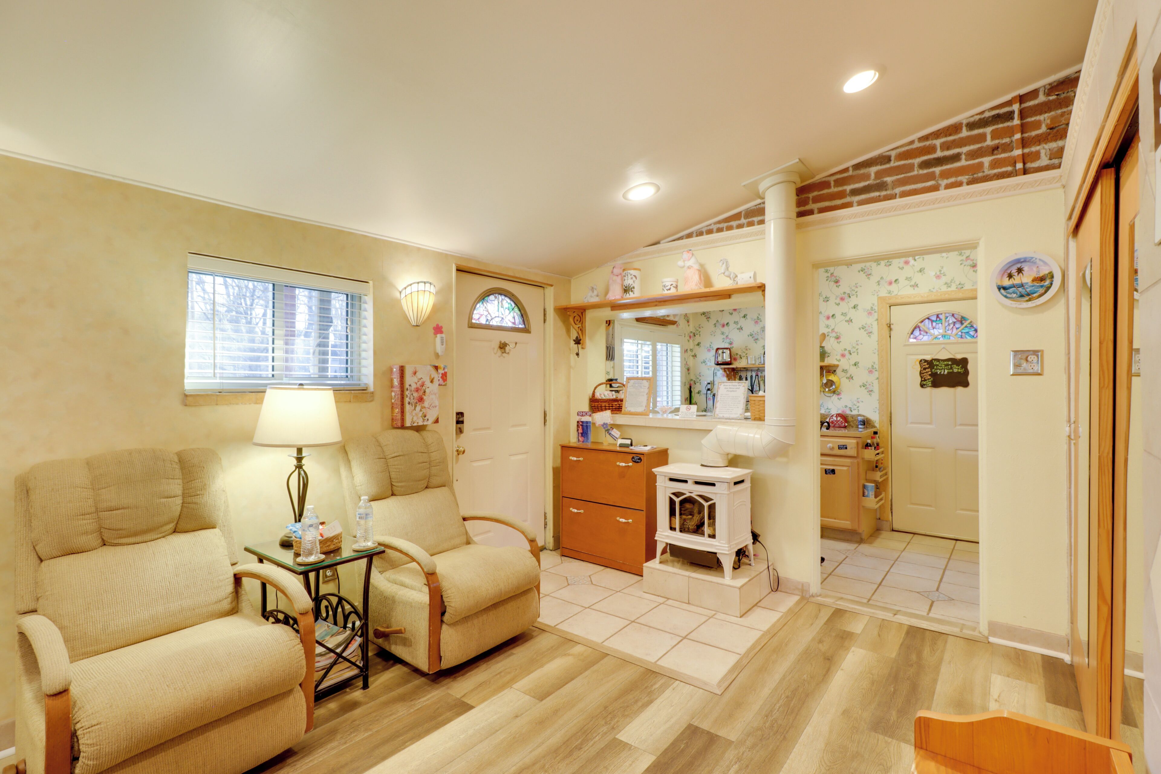 Apartment (0 Bedroom) | Interior