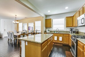 House (3 Bedrooms) | Interior - 20 Mi to Old Town San Diego: Stay & Play! (Chula Vista)