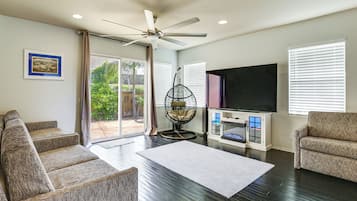 House (3 Bedrooms) | Front of property