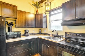 Apartment (0 Bedroom) | Interior - Electric Fireplace: Central Coeur D'alene Studio! (Coeur d'Alene)