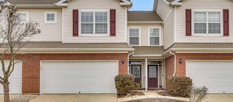 Close to Main Street: Townhome in Zionsville