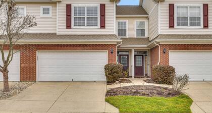 Close to Main Street: Townhome in Zionsville
