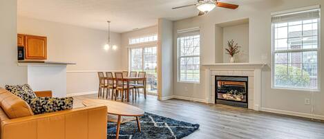 Apartment (2 Bedrooms) | Front of property