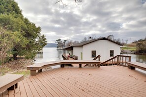 Apartment (2 Bedrooms) | Interior - Lake Guntersville Getaway w/ Shared Boat Dock! (Guntersville)