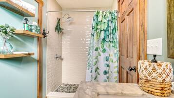 Cottage (3 Bedrooms) | Interior