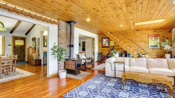 Rumah (4 Bedrooms) | Interior