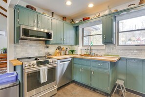 House (4 Bedrooms) | Bahagian dalam