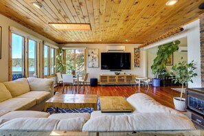 Hus (4 Bedrooms) | Innvendig