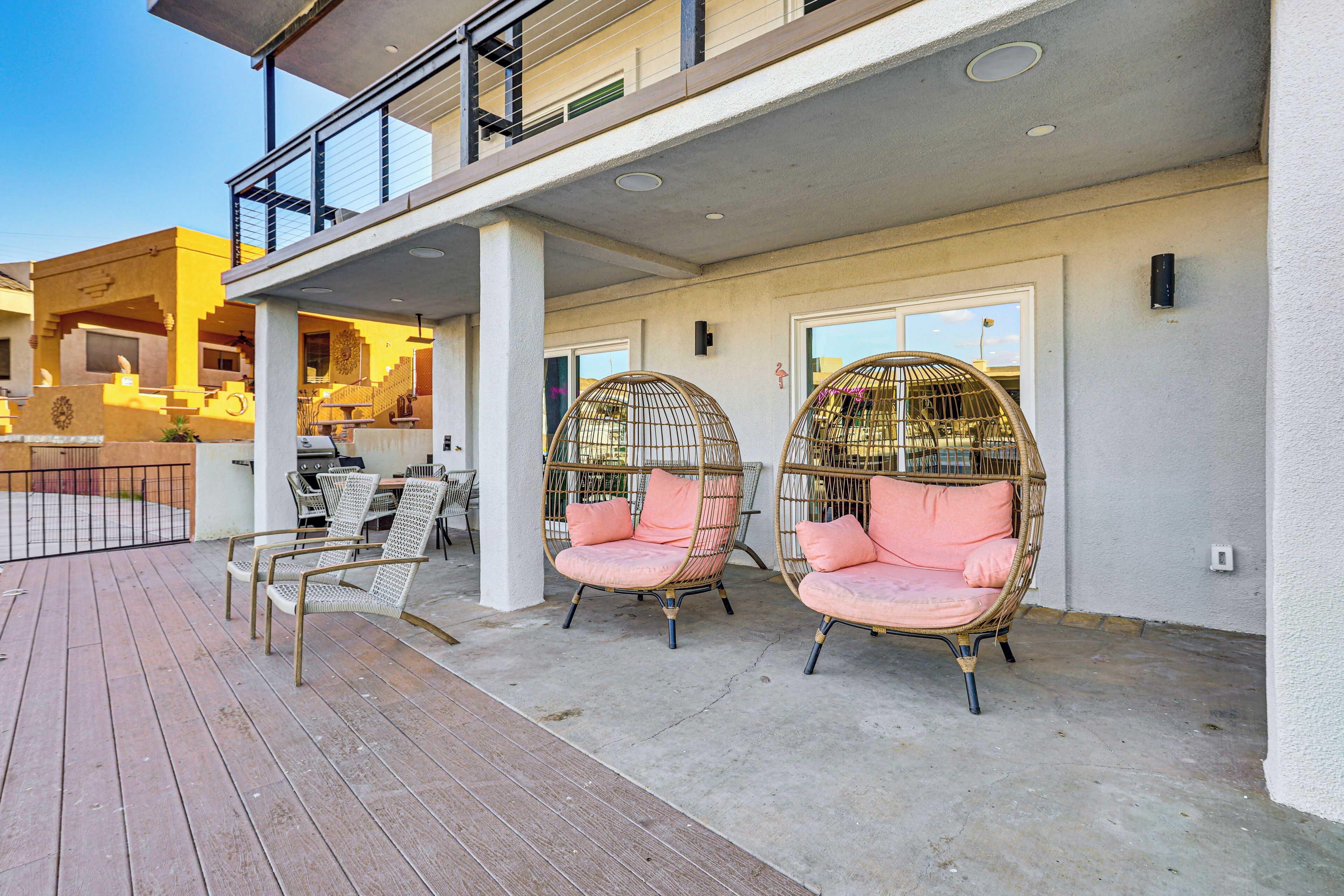House (5 Bedrooms) | Interior