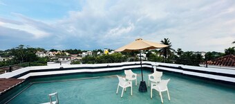 MCS Holiday Apartments