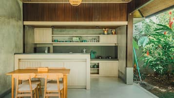 Deluxe Villa, 1 Bedroom, Garden View | Dapur peribadi