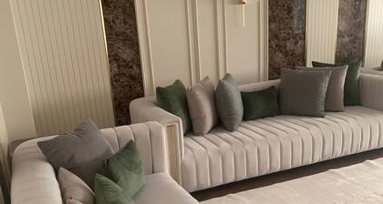 Spacious villa in fabulous Dubai with WiFi, AC