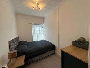 1 Schlafzimmer, Bügeleisen/Bügelbrett, Internetzugang, Bettwäsche