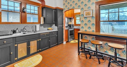 Brick & Creek House 3 Bedroom Home