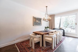 Condo, 2 habitaciones | Restaurantes