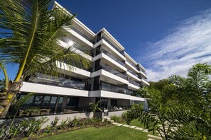 Exterior - Allure 503 3 Bedroom Apts (Bridgetown)