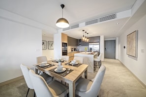 Appartement, 3 chambres | Restauration