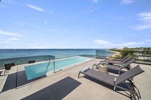 Condo, 3 habitaciones | Alberca