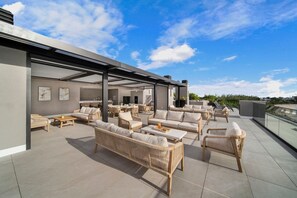 Apartament, 3 dormitoris | Servei de restauració a l'aire lliure