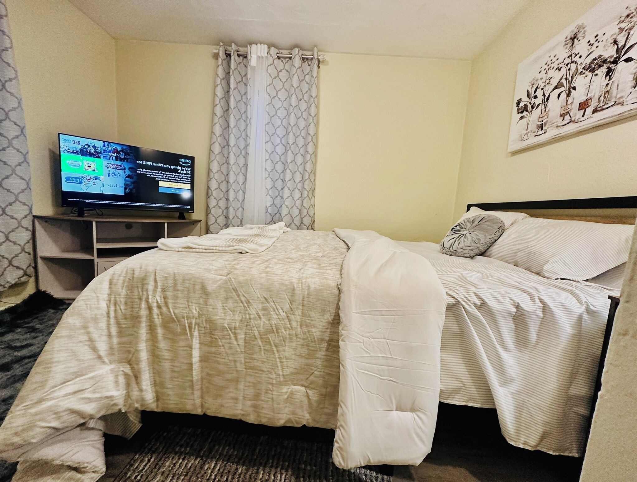 2 室のベッドルーム、アイロン / アイロン台、WiFi