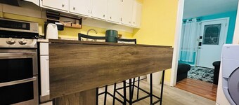 Charming 2-bedroom house in Aberdeen with WiFi and AC