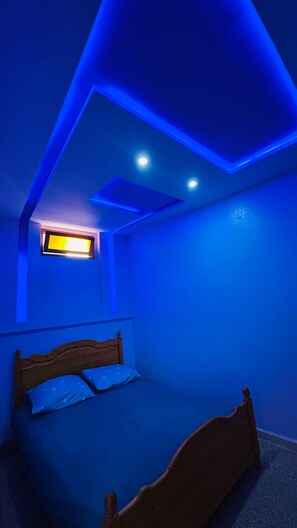 2 habitaciones, tabla de planchar con plancha y wifi 