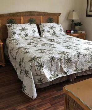 4 bedrooms, iron/ironing board, free WiFi, bed sheets - Greenhaven 4 Bedrooms Pool Beach Access (Pawleys Island)