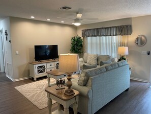Smart TV - Cozy home w/golf cart, lanai, smart TVs, & prime location near town squares! (The Villages)