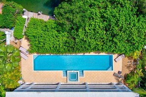 A heated pool - Oceanside Manor-Private Pool 30' Dock 360 view (Key Colony Beach)