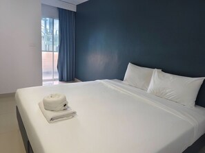 Chambre Standard, 1 lit double | Bureau, accès au Wi-Fi (inclus)