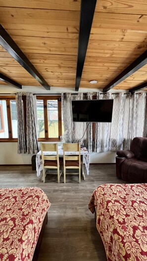 Standard Double Room, Non Smoking, Patio | Free WiFi, bed sheets - Hostal Mago  (Tlaxcala)