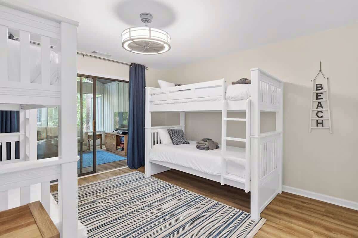 3 habitaciones, tabla de planchar con plancha y wifi gratis 