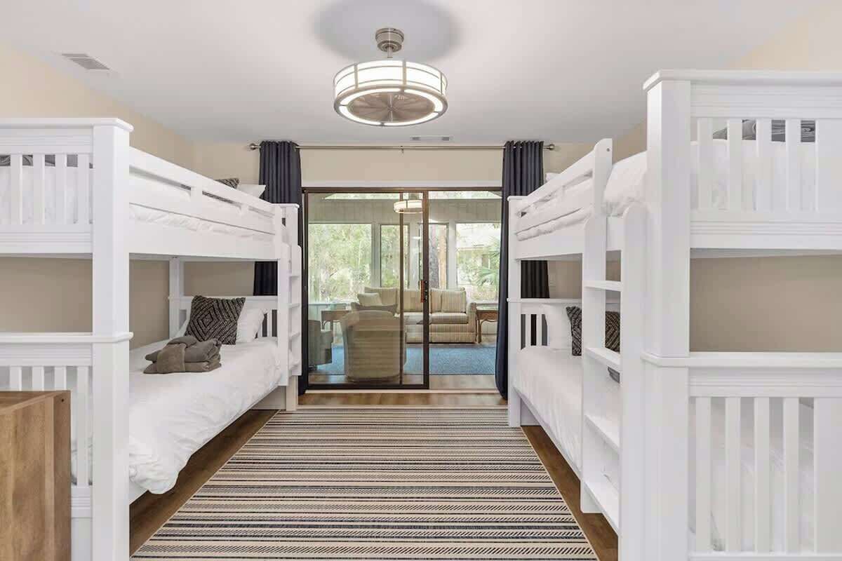3 chambres, fer et planche à repasser, Wi-Fi gratuit, draps fournis