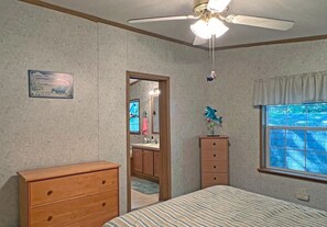 4 Schlafzimmer, Bügeleisen/Bügelbrett, WLAN, Bettwäsche