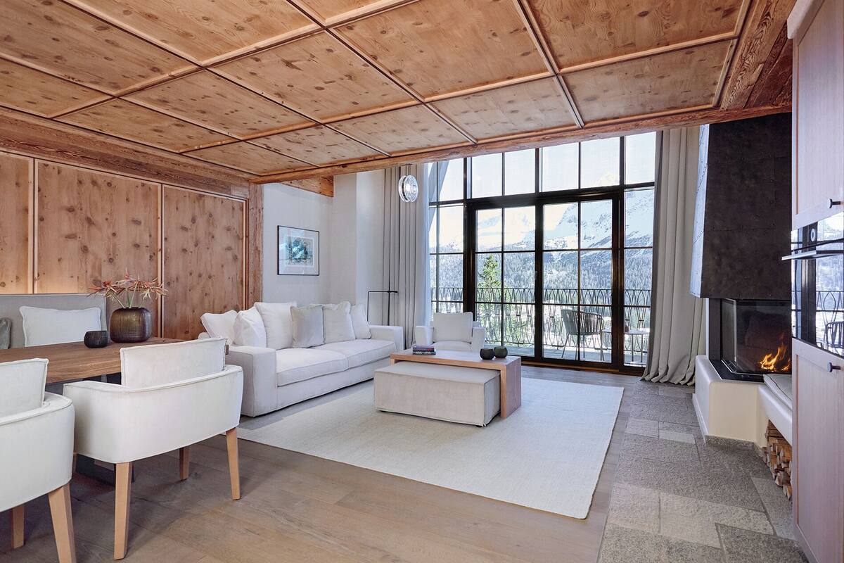 Luxury Chalet | Living area | 40-inch Smart TV with cable channels, fireplace, Netflix