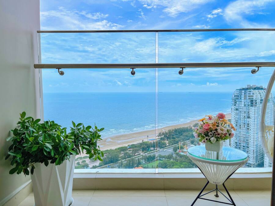 Apartment, 3 Bedrooms, Beach View | Balcony