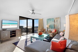 TV - Mainsail 472 - Gulf Front Condo, Community Pool, Hot Tub, Free Beach Service! (Miramar Beach)